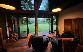 Lynbrook Haybarn, Hot Tub And Outdoor Kitchen, New Forest